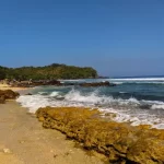 Pantai Wediombo, Pantai Eksotis dengan Tebig Karang Eksotis di Gunung Kidul