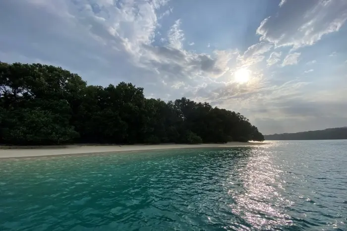 Pulau Peucang, Pulau Eksoti yang Menyujuhkan Berbagai Aktivitas Seru di Ujung Kulon