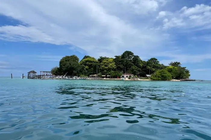 Pulau Samalona, Pulau Eksotis dengan Keindahan Bawah Laut Memukau di Makassar